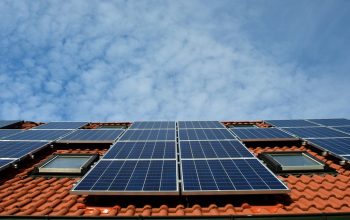 Les atouts des panneaux photovoltaïques pour une maison de 100 m²