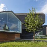 Rénovation de fenêtres : comment choisir entre le PVC et l'aluminium ?