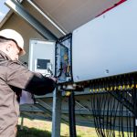 Pourquoi choisir un onduleur solaire intégré à la domotique gérée par IA pour son installation ?