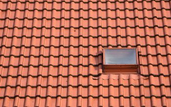 Pourquoi faire vérifier sa toiture à Balma chaque année par un couvreur ?