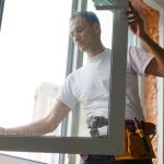 Rénover ses menuiseries : économies d'énergie, aides et choix du bon professionnel